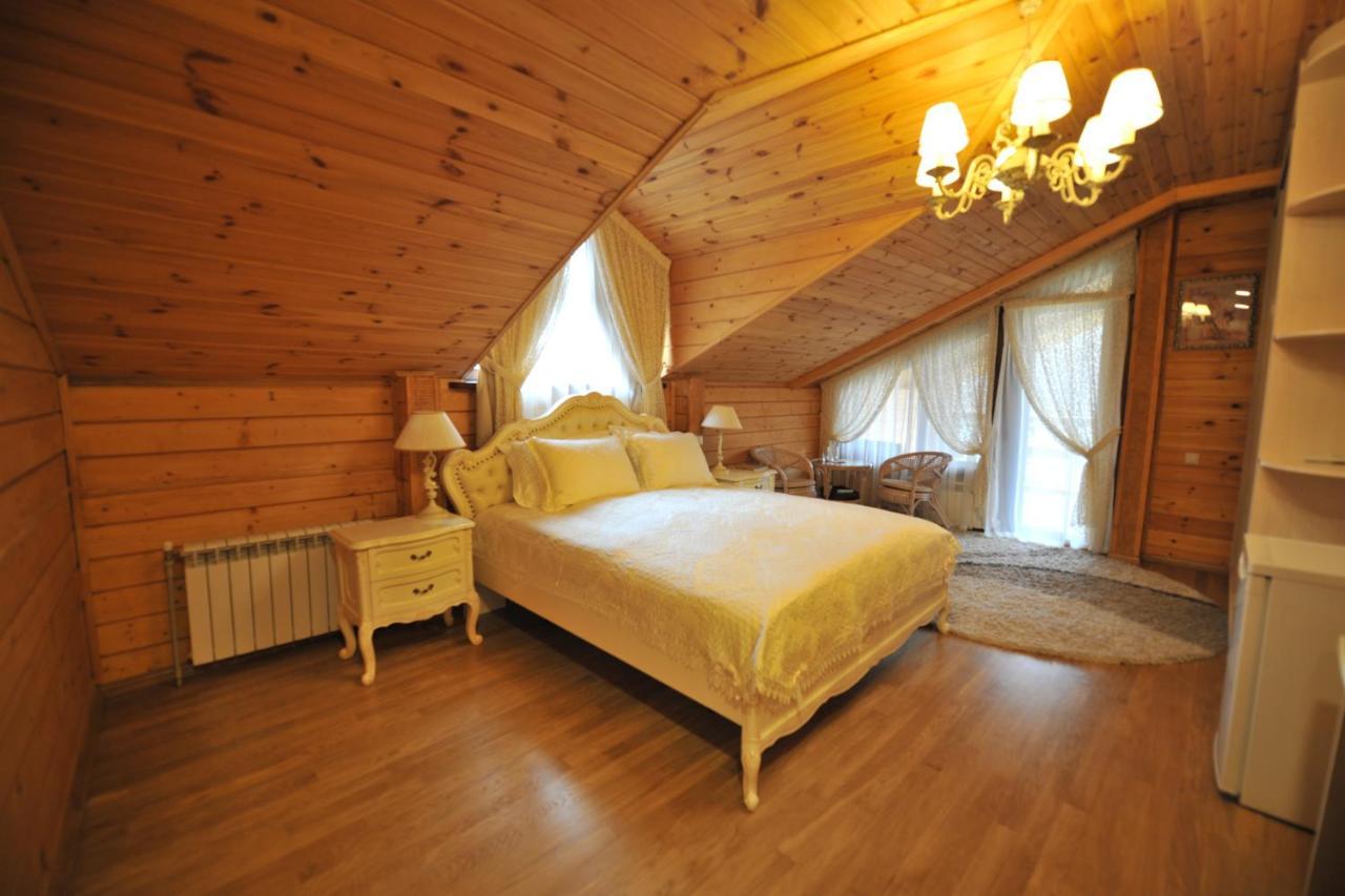 Babintsy Комплекс Відпочинку Goldfіsh Сlub旅馆 外观 照片